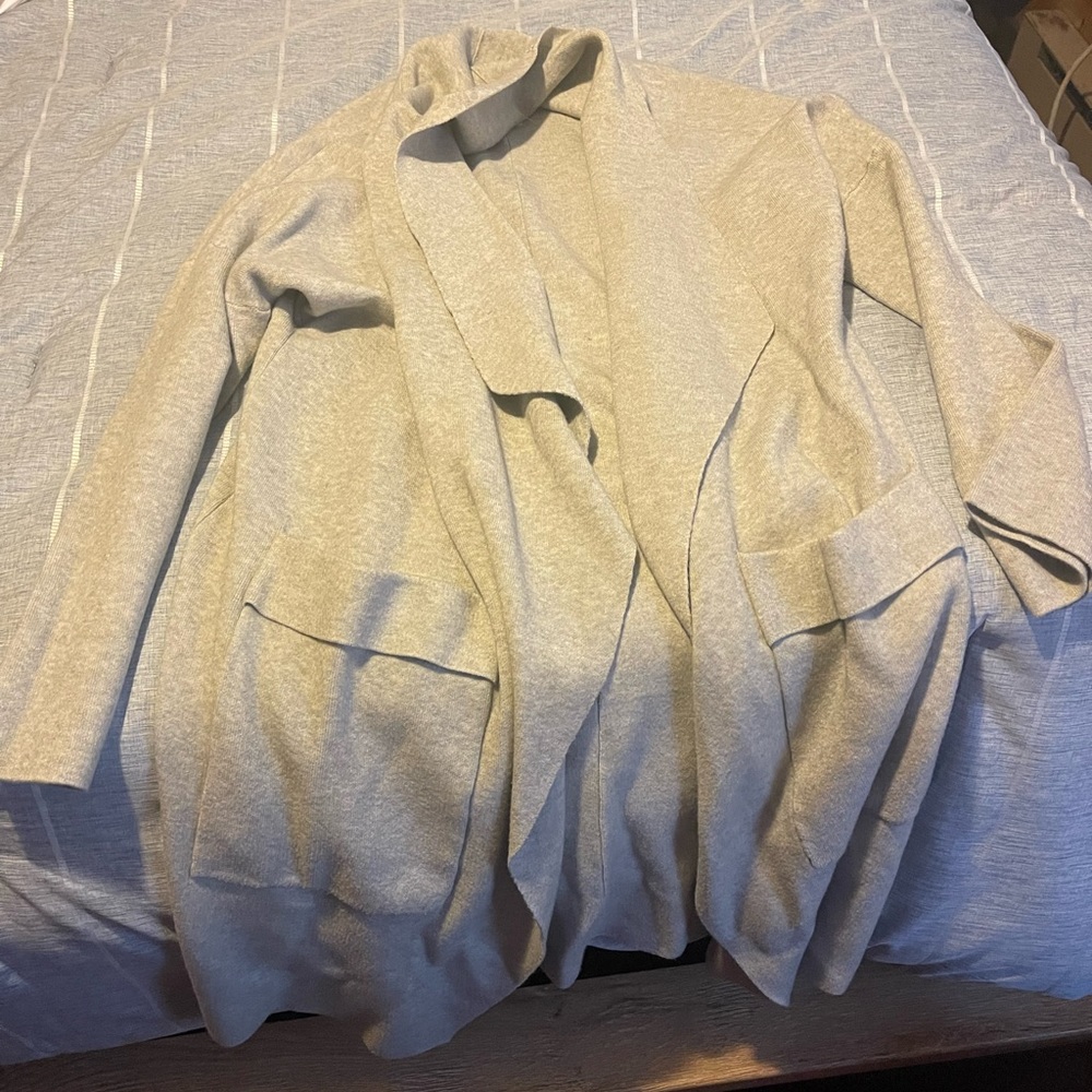 Size Large grey cardigan